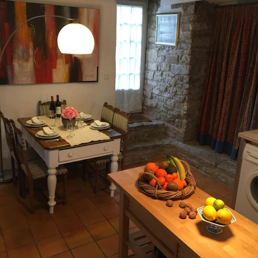 Les Gites Perard Caylus ภายนอก รูปภาพ