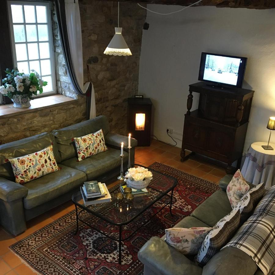 Les Gites Perard Caylus ภายนอก รูปภาพ