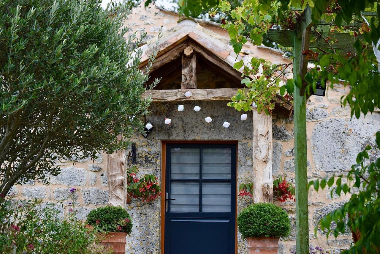 Les Gites Perard Caylus ภายนอก รูปภาพ