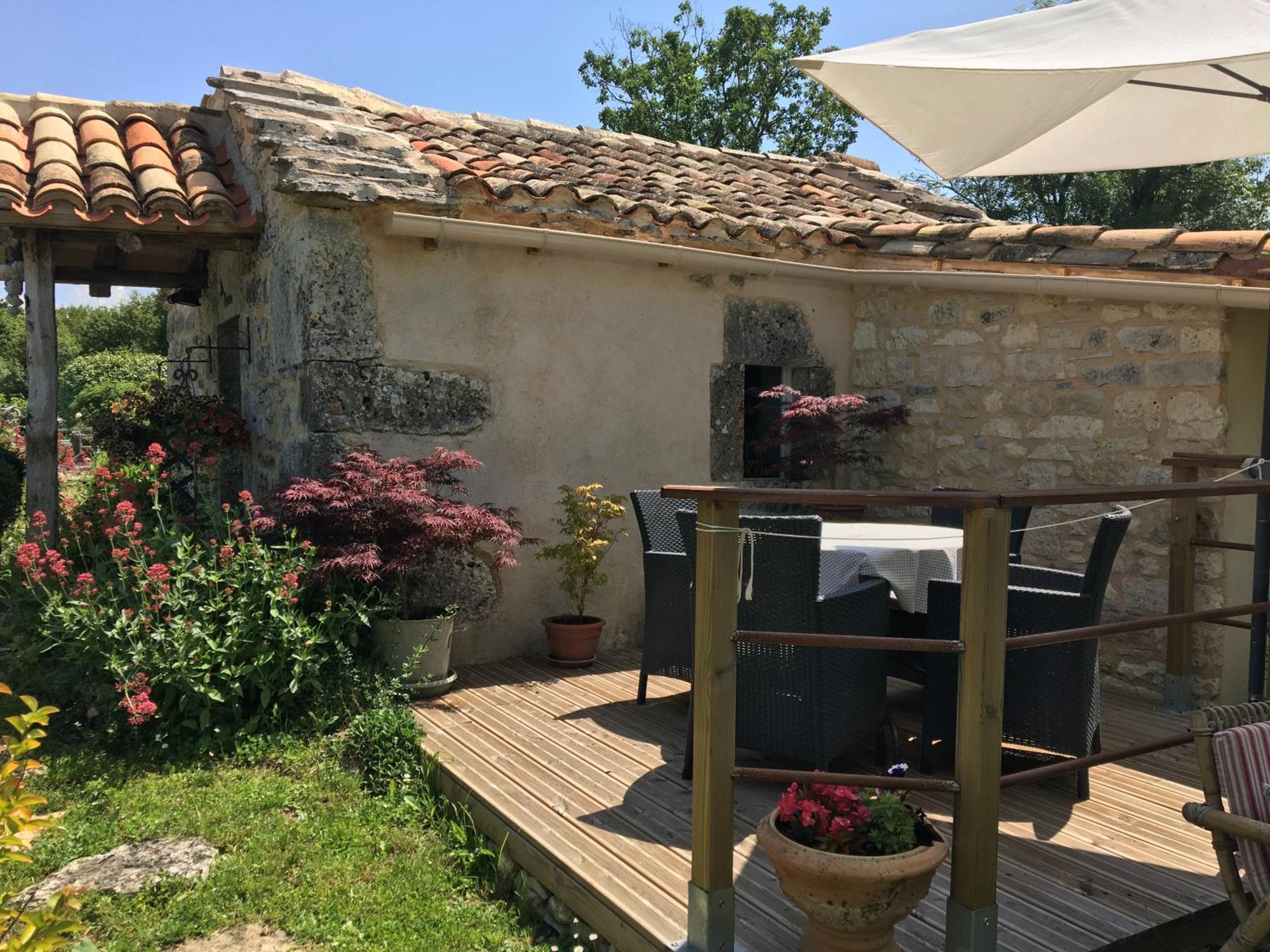 Les Gites Perard Caylus ภายนอก รูปภาพ