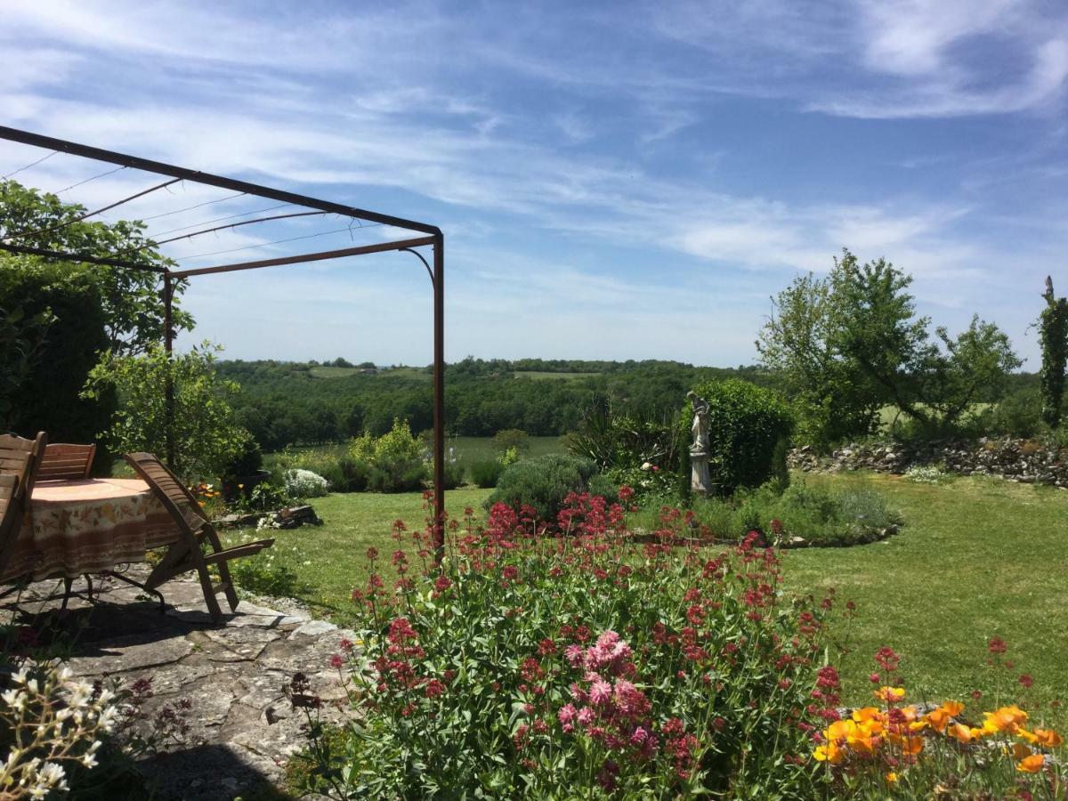 Les Gites Perard Caylus ภายนอก รูปภาพ